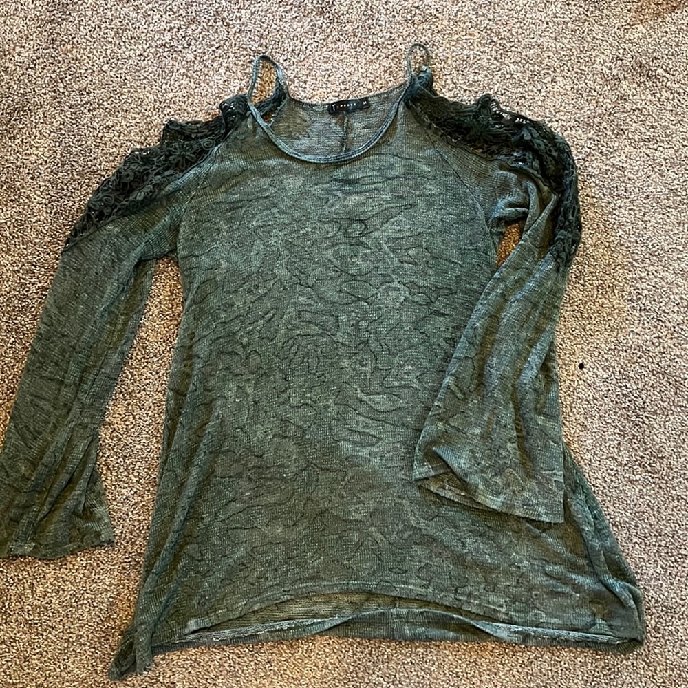T Party Green open shoulder tunic
